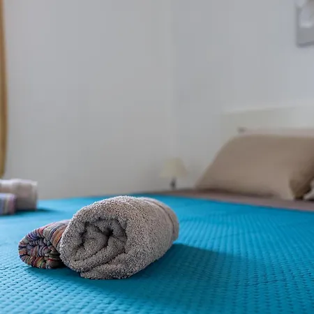 Penthouse Near Paceville With Private Terrace By Quicktrips Apartamento