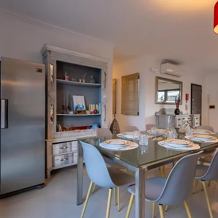 Penthouse Near Paceville With Private Terrace By Quicktrips Апартаменты *