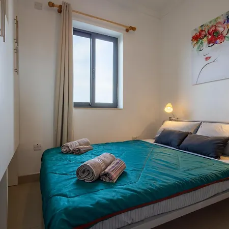 Apartamento Penthouse Near Paceville With Private Terrace By Quicktrips *